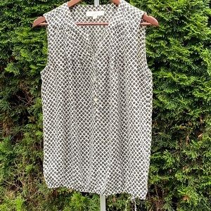 LOFT Black and Cream Sleeveless Blouse EUC